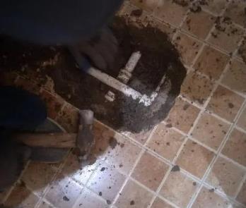 永善卫生间漏水维修公司为您分享下卫生间渗水如何处理及注意事项
