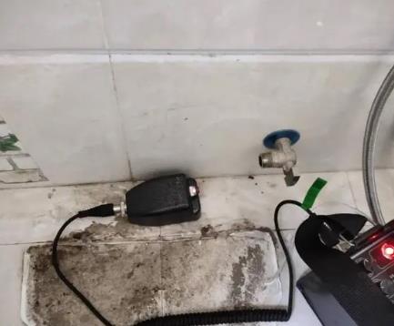 永善屋顶漏水维修公司分享下卫生间漏水的危害及解决方法